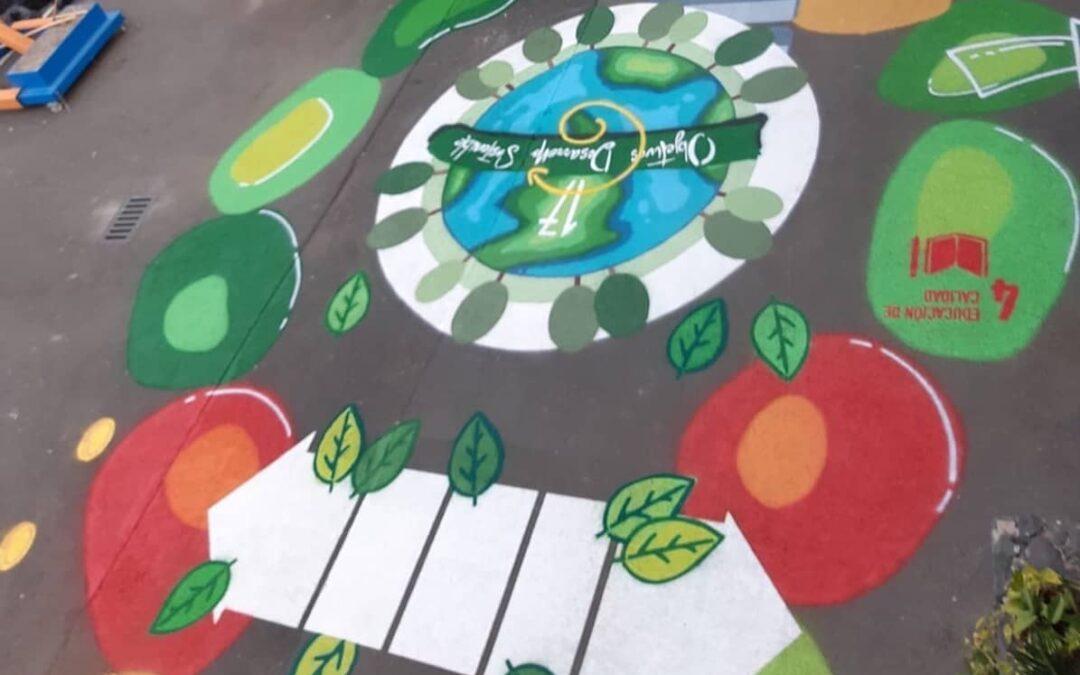 Alumnos de Nazaret Realejos diseñan dispensadores de gel automáticos. Explican en la TVE la «vuelta al cole».