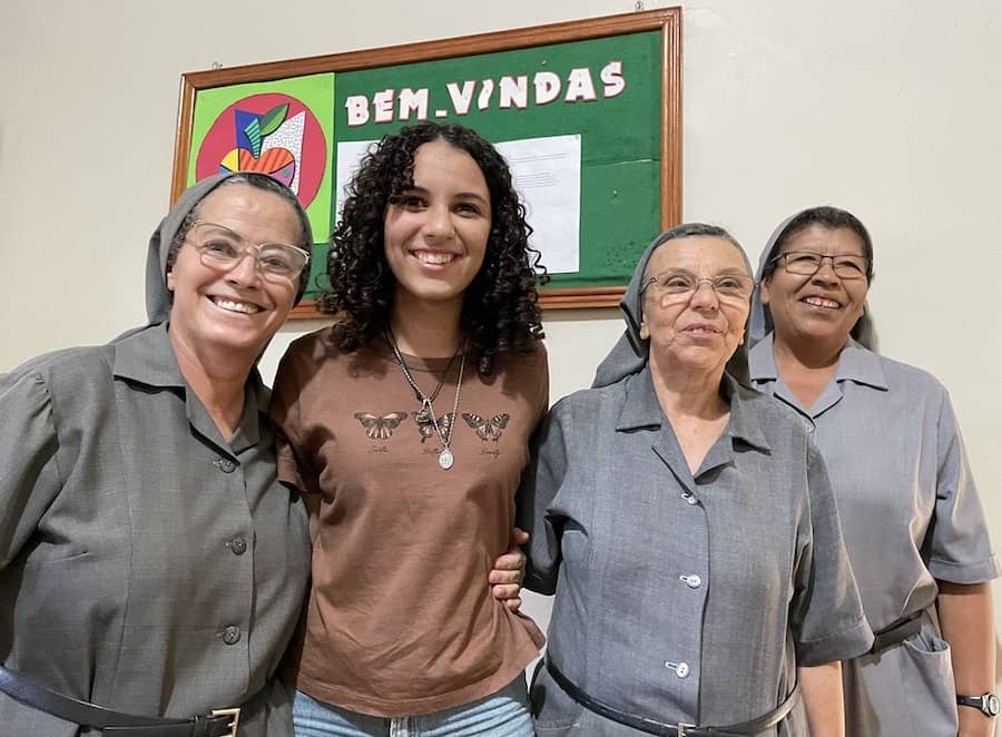 VisitaVisita CanónicaVisita Canónica a la comunidad de Dianópolis